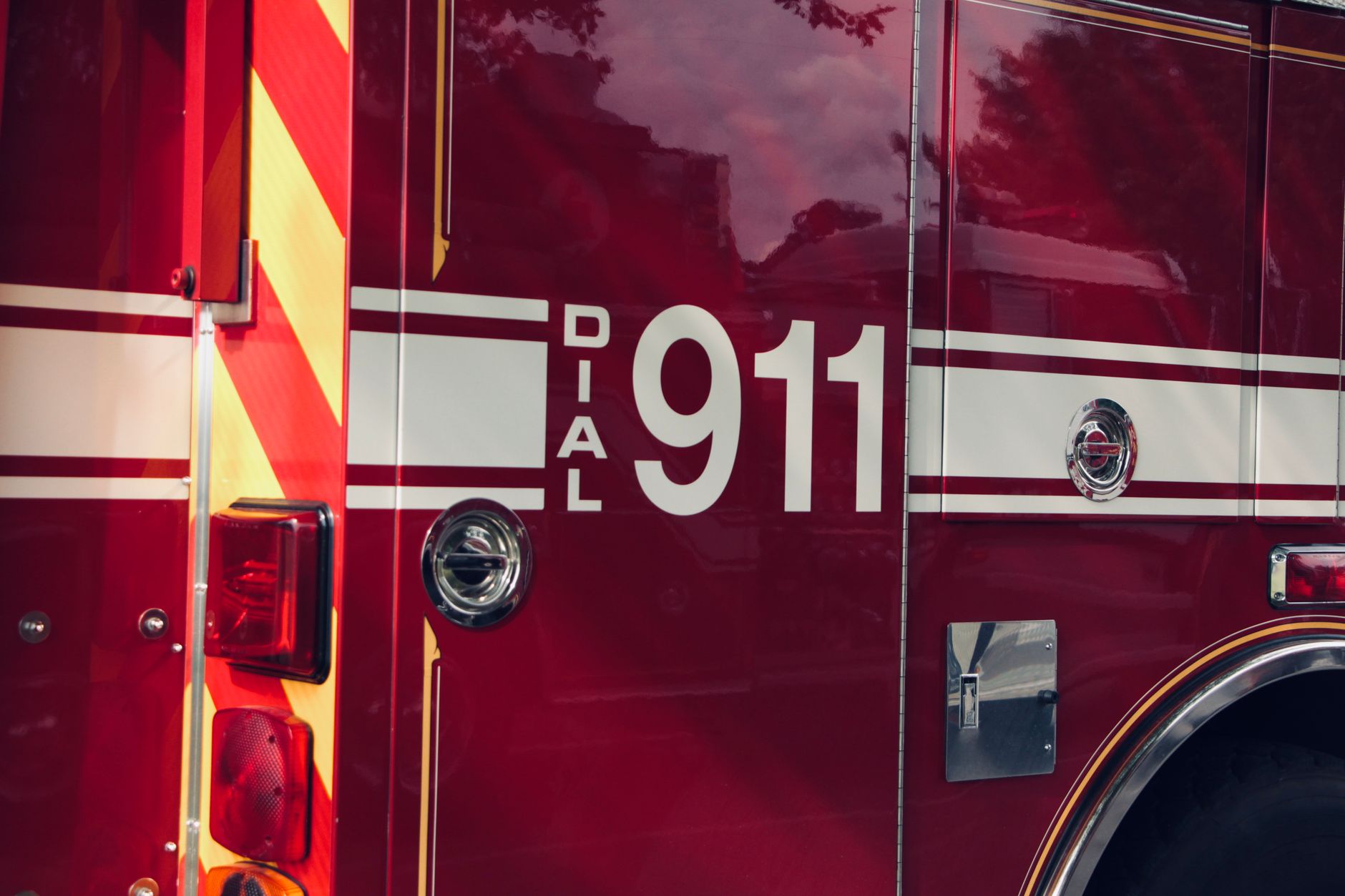 emergency number on firetruck